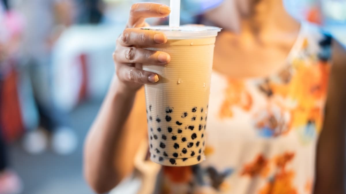 熱量最高不是珍珠!營養師曝「手搖飲配料熱量排行」,第1名超多人愛