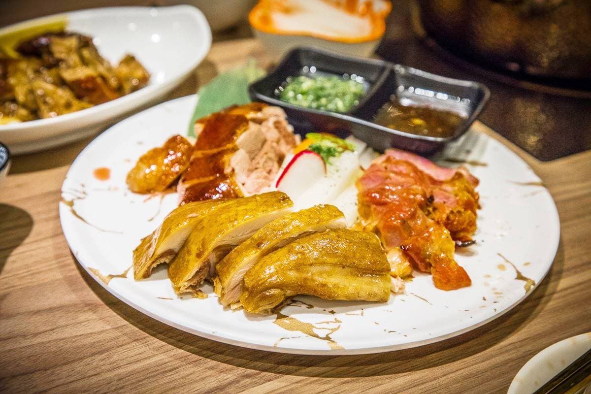桃園超狂「烤鴨+港點吃到飽」!60道港式料理無限嗑,必嘗一鴨三吃超過癮 桃園超狂「烤鴨+港點吃到飽」!60道港式料理無限嗑,必嘗一鴨三吃超過癮