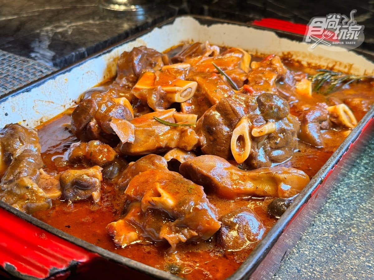 烤鴨、生魚片千元吃到飽!台北隱藏版星級飯店Buffet,壽星揪團1人免費吃 烤鴨、生魚片千元吃到飽!台北隱藏版星級飯店Buffet,壽星揪團1人免費吃