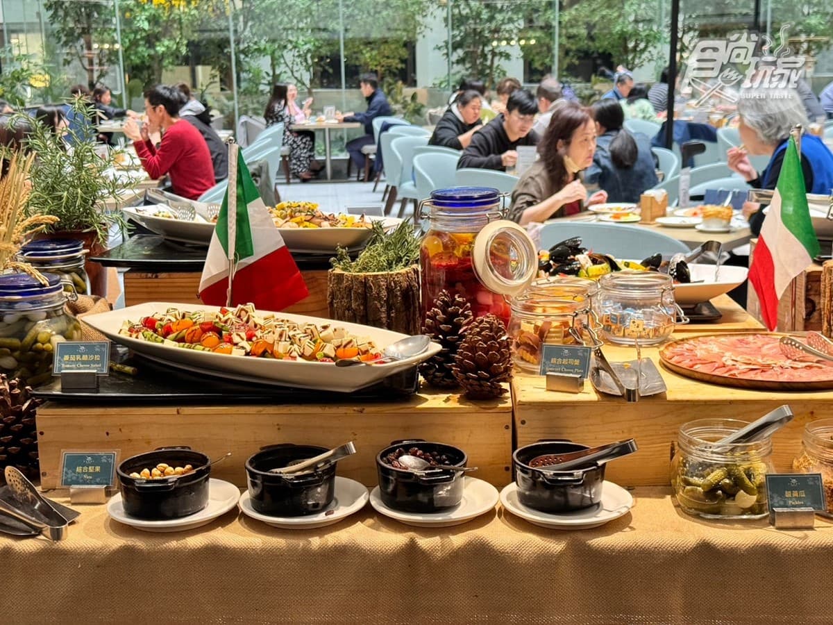 烤鴨、生魚片千元吃到飽!台北隱藏版星級飯店Buffet,壽星揪團1人免費吃 烤鴨、生魚片千元吃到飽!台北隱藏版星級飯店Buffet,壽星揪團1人免費吃