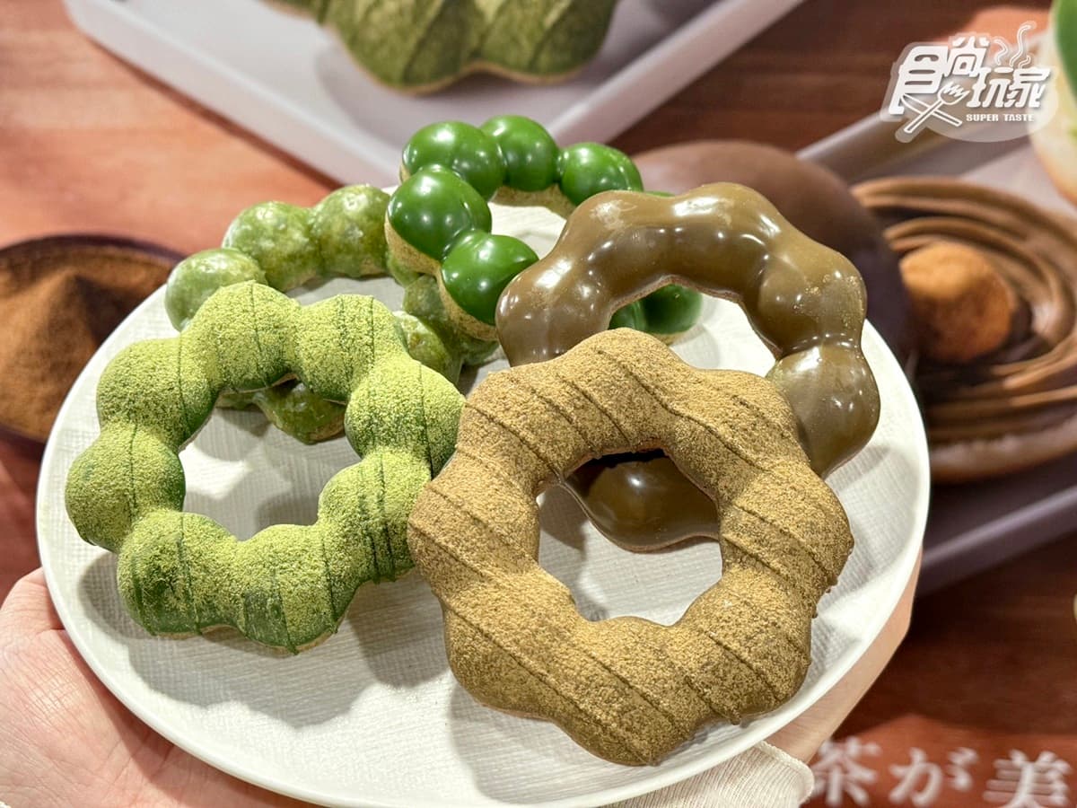 焙茶人愛了!「Mister Donutx一〇八抹茶」買一送一,焙茶甜甜圈+歐蕾太銷魂 焙茶人愛了!「Mister Donutx一〇八抹茶」買一送一,焙茶甜甜圈+歐蕾太銷魂