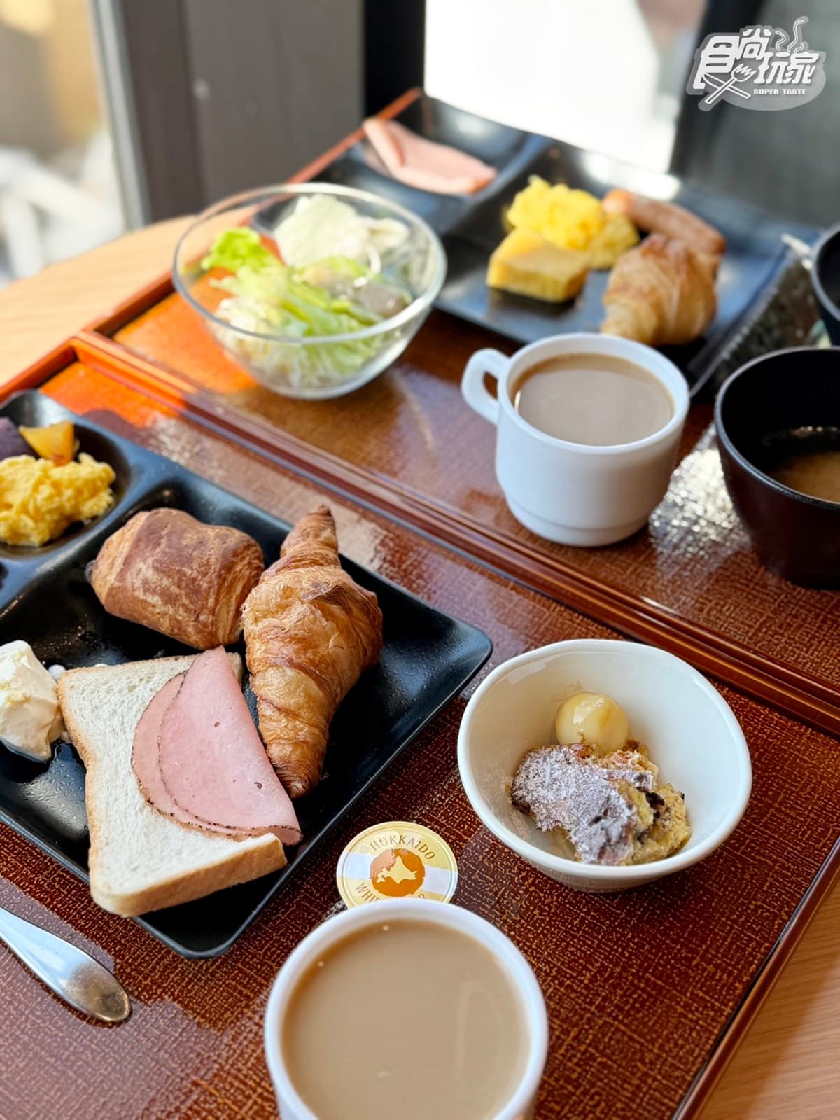 躺床看東京鐵塔!旅日人氣2大光芒酒店開箱,爽泡露天浴場、周邊逛到飽 躺床看東京鐵塔!旅日人氣2大光芒酒店開箱,爽泡露天浴場、周邊逛到飽