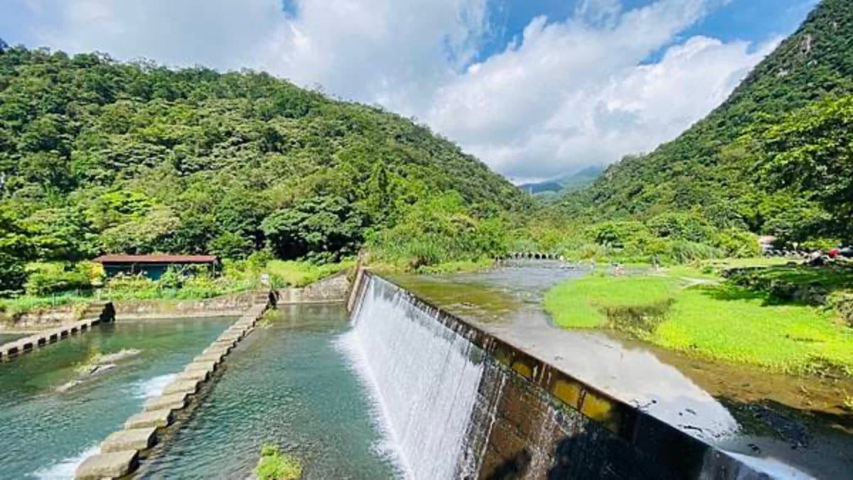 30分鐘朝聖3層瀑布!宜蘭「新手級森林步道」近距離賞飛瀑美景、吸爆芬多精 30分鐘朝聖3層瀑布!宜蘭「新手級森林步道」近距離賞飛瀑美景、吸爆芬多精