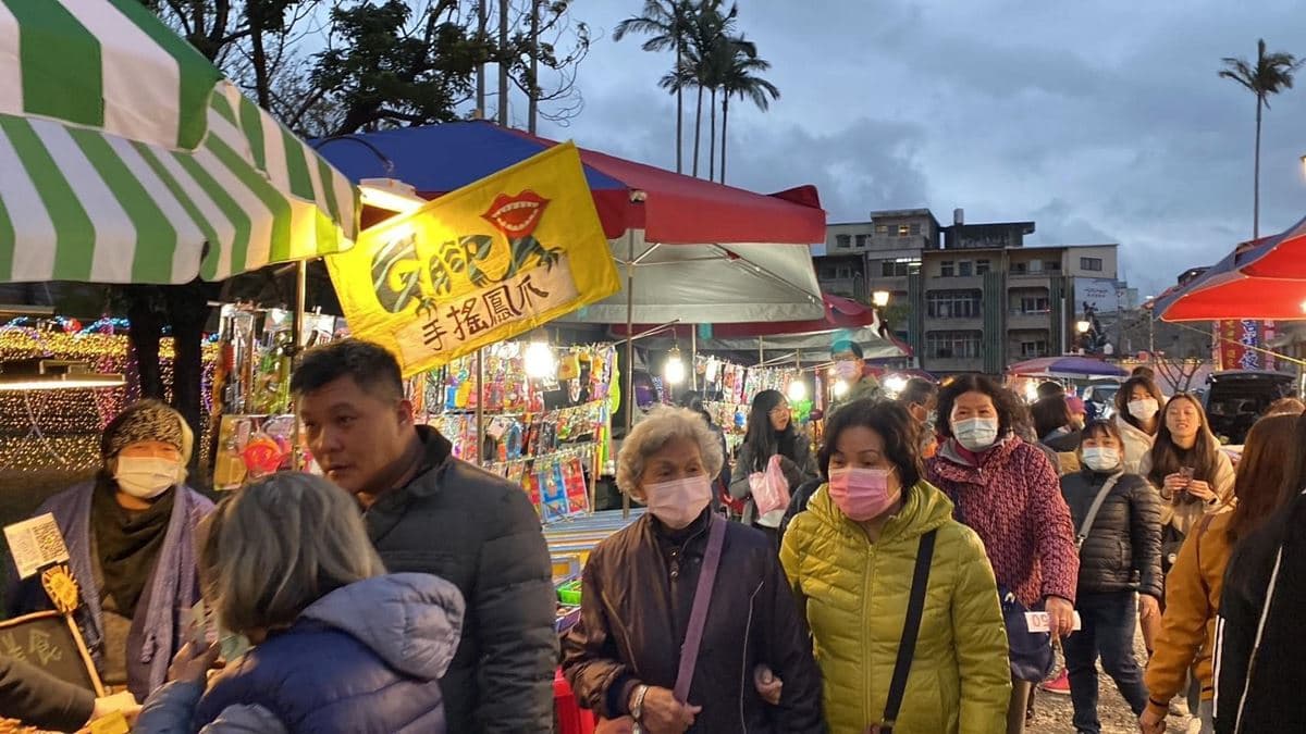 宜蘭「頭城夜市」搬家新開幕!每週限1天逛百攤,加碼宜蘭10大夜市營業時間 宜蘭「頭城夜市」搬家新開幕!每週限1天逛百攤,加碼宜蘭10大夜市營業時間