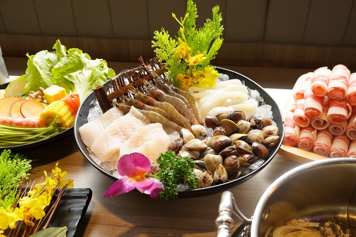 身分證「1、4、5」任2碼!炙燒鮭魚無限吃到飽,爽嗑和牛只要449元起 身分證「1、4、5」任2碼!炙燒鮭魚無限吃到飽,爽嗑和牛只要449元起