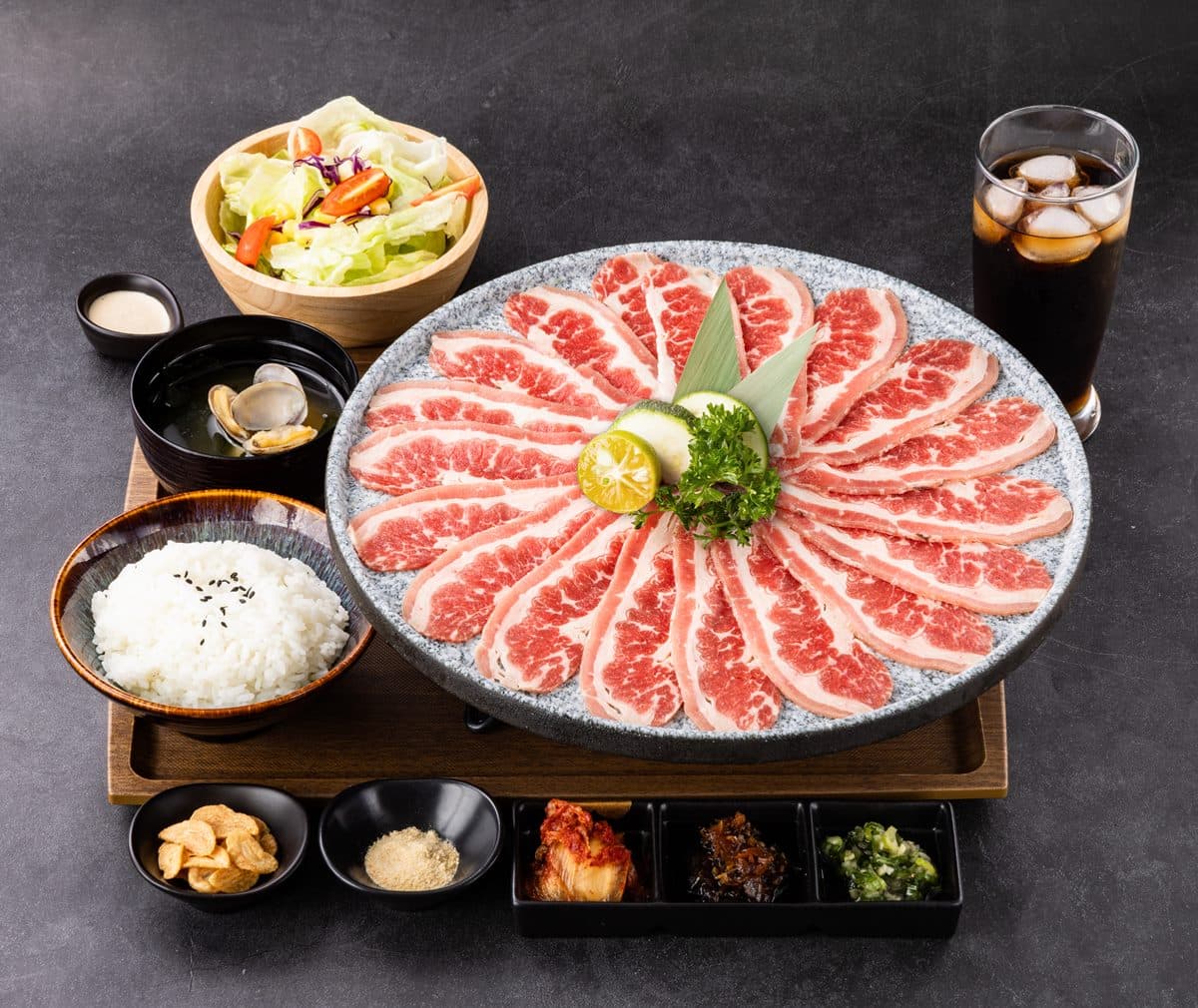 開幕免費送牛肉!破萬則「5星好評燒肉」插旗台北信義,280元起附餐吃到飽 開幕免費送牛肉!破萬則「5星好評燒肉」插旗台北信義,280元起附餐吃到飽