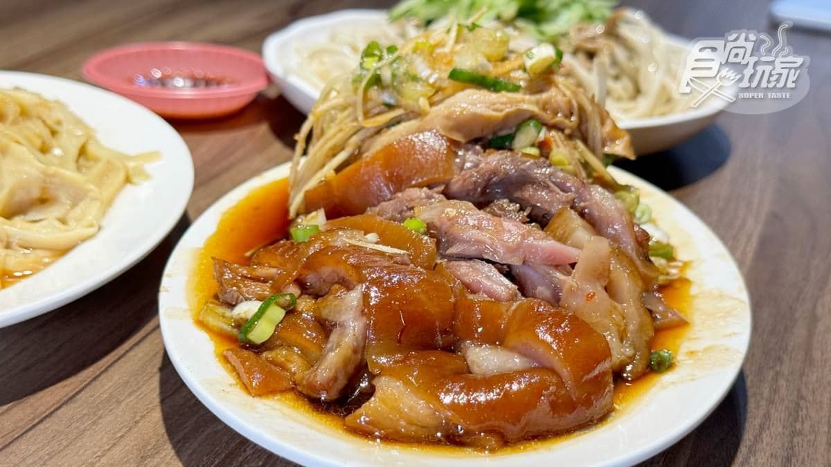 行天宮站美食推薦!入口即化豬腳、被豆漿耽誤的蛋撻店、排隊高CP麻糬 鄉民激推「被涼麵耽誤的豬腳」!銷魂腿庫、香滷大腸邪惡爆表,拜行天宮必吃