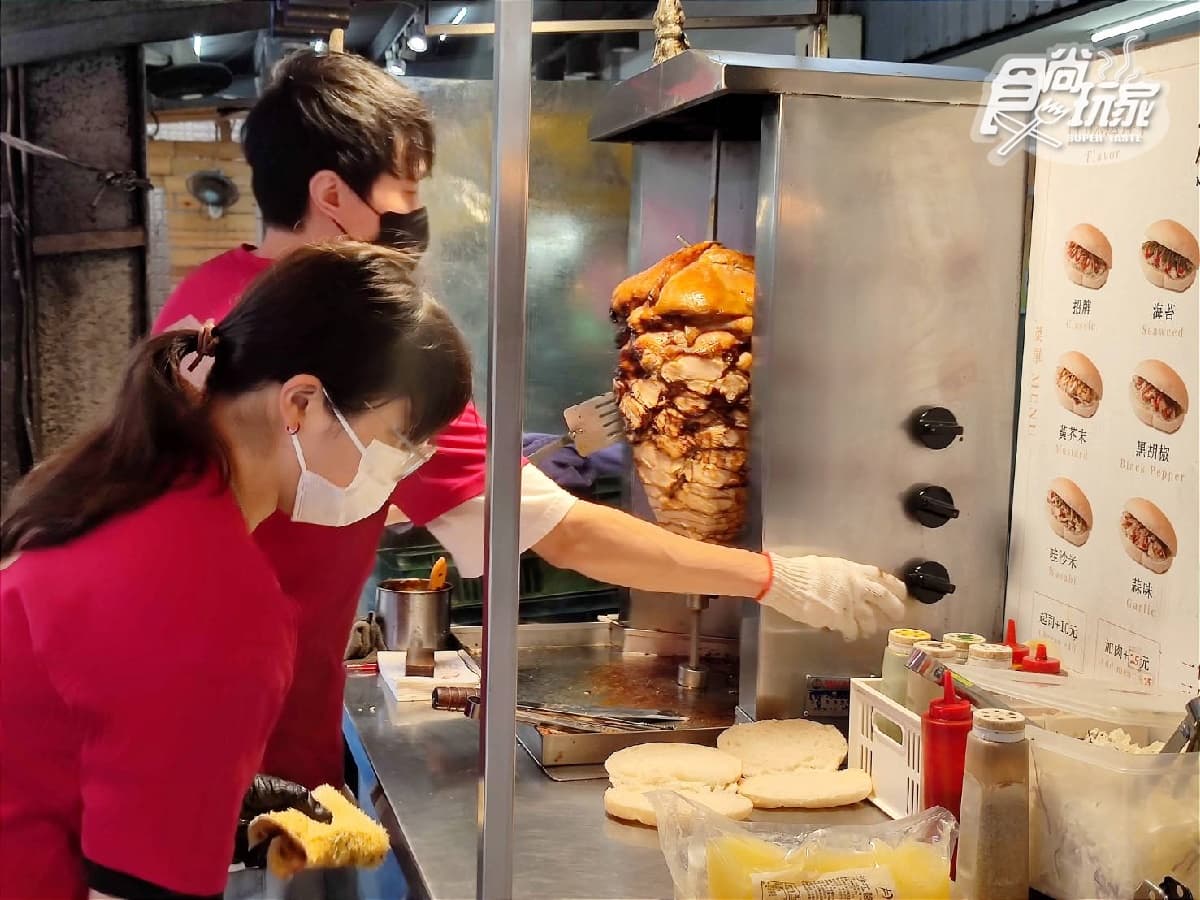 【獨家】買一送一限量1000份!全台最夯沙威瑪推「巨無霸尺寸」,大胃王快挑戰(中獎公布) 【獨家】買一送一限量1000份!全台最夯沙威瑪推「巨無霸尺寸」,大胃王快挑戰(中獎公布)