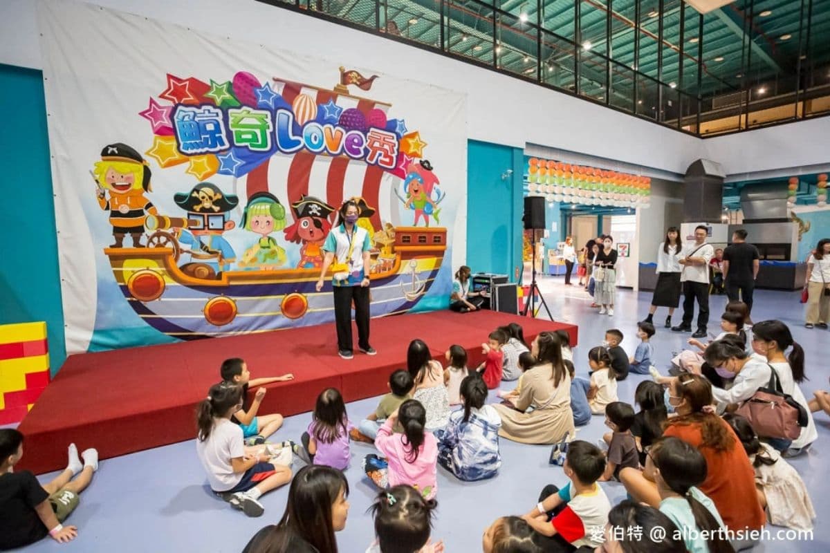 每小時最低90元!南台灣最大「室內親子樂園」,先衝百萬球池、2000坪玩到瘋 每小時最低90元!南台灣最大「室內親子樂園」,先衝百萬球池、2000坪玩到瘋