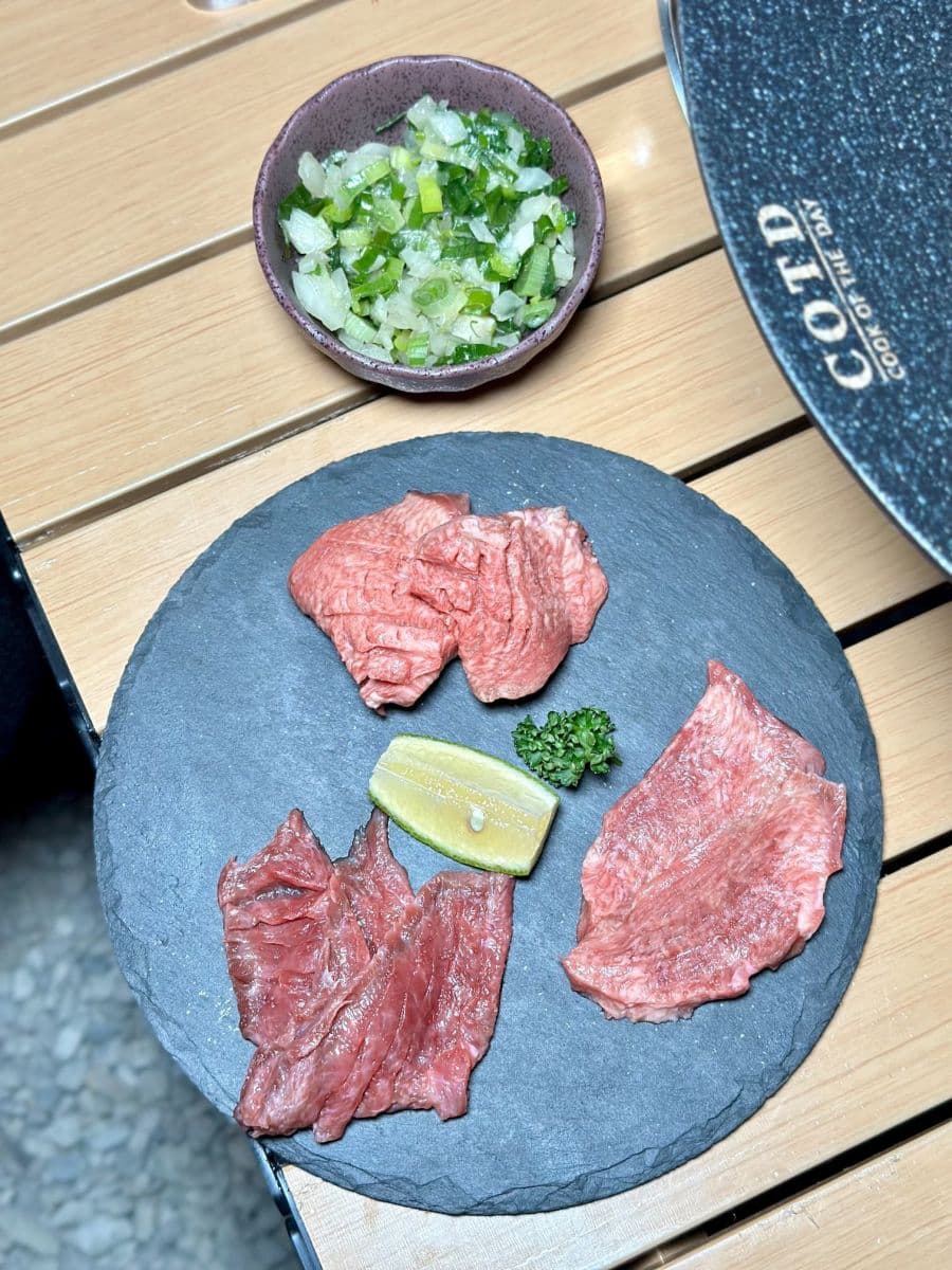 板橋也有單人燒肉!套餐259元起便宜開吃,爽看免費Netflix、雞湯無限喝到飽 板橋也有單人燒肉!套餐259元起便宜開吃,爽看免費Netflix、雞湯無限喝到飽