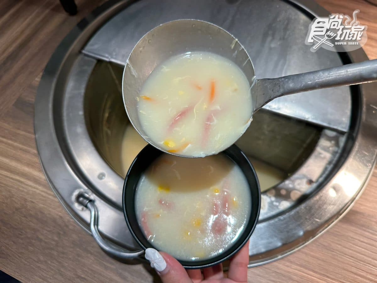 孫東寶4分店升級吃到飽!270元嗑牛排、自助吧,現烤披薩、酥皮湯任你吃 孫東寶4分店升級吃到飽!270元嗑牛排、自助吧,現烤披薩、酥皮湯任你吃