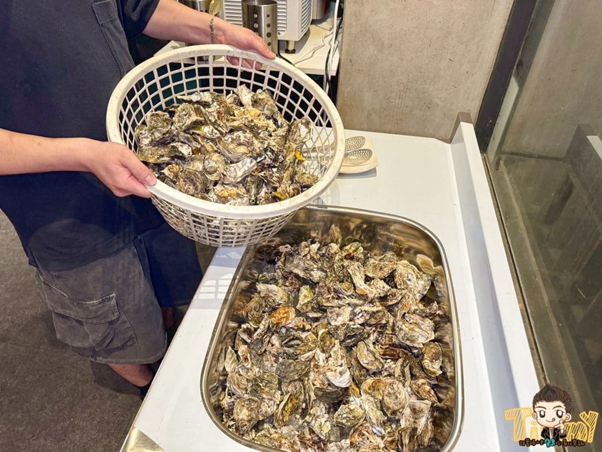 【新開店】399元烤蚵吃到飽!免費自助吧無限供應,KTV包廂爽吃燒烤+歡唱 【新開店】399元烤蚵吃到飽!免費自助吧無限供應,KTV包廂爽吃燒烤+歡唱