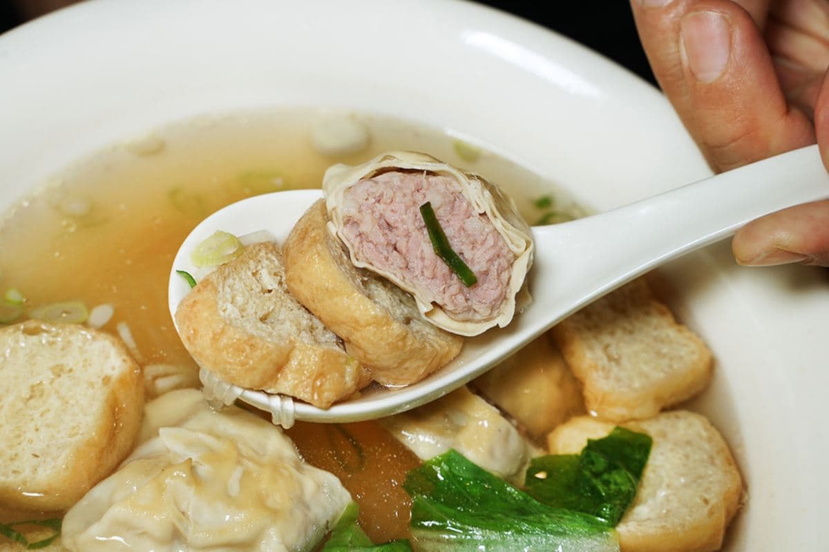 永和版「小鼎泰豐」!在地人社團暴紅,必點排骨蛋炒飯、麵類幾乎百元有找 永和版「小鼎泰豐」!在地人社團暴紅,必點排骨蛋炒飯、麵類幾乎百元有找
