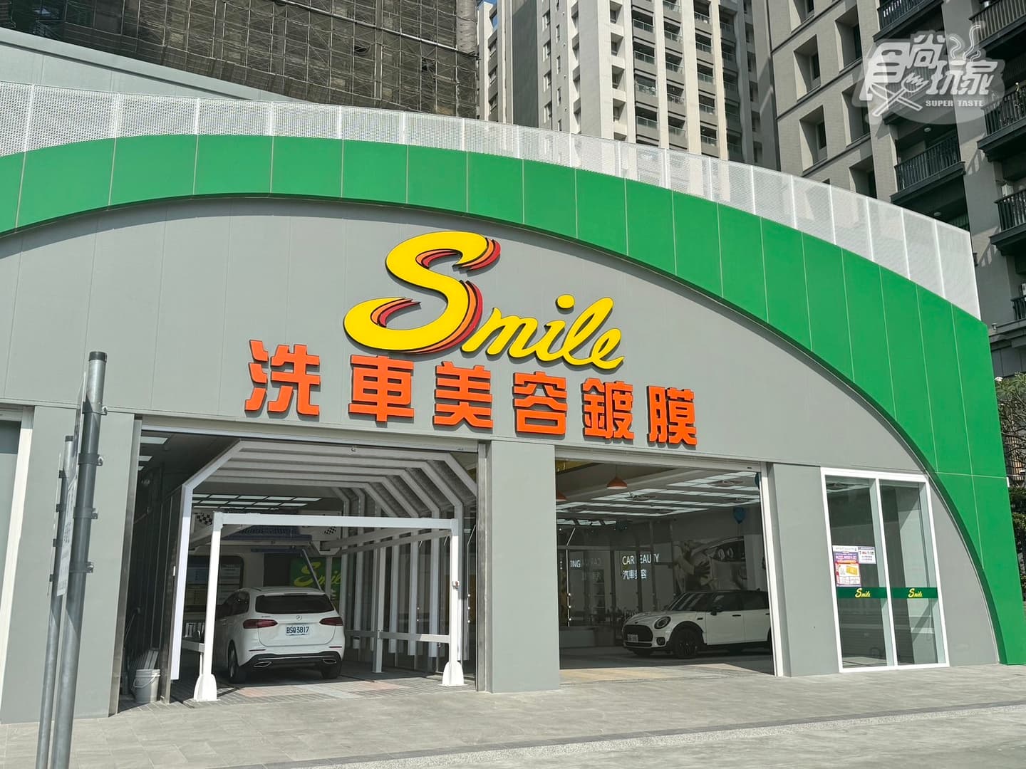 超萬能「全台最大7-11」在這!1500坪最狂商場:現煮牛肉麵、星巴克5亮點 超萬能「全台最大7-11」在這!1500坪最狂商場:現煮牛肉麵、星巴克5亮點