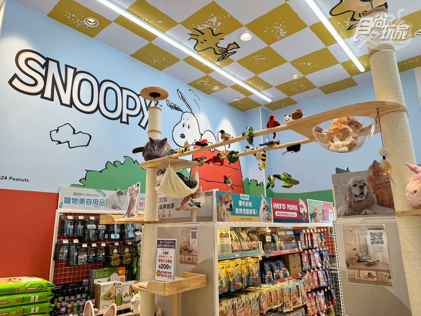 超萬能「全台最大7-11」在這!1500坪最狂商場:現煮牛肉麵、星巴克5亮點 超萬能「全台最大7-11」在這!1500坪最狂商場:現煮牛肉麵、星巴克5亮點