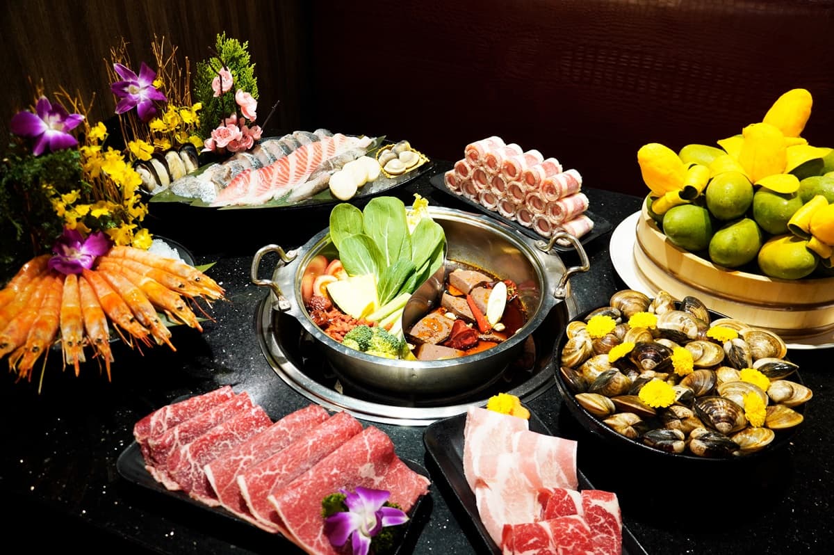 「芒果吃到飽」快閃登場!499元起爽嗑拉麵、麻辣火鍋,芒果控快衝這 「芒果吃到飽」快閃登場!499元起爽嗑拉麵、麻辣火鍋,芒果控快衝這