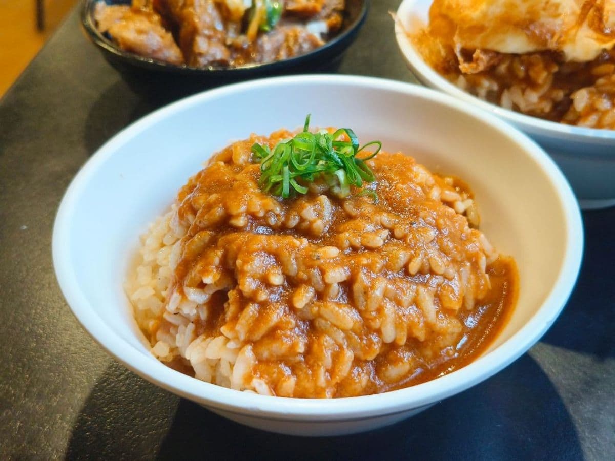 台北也有「銷魂蝦仁飯」!老饕激推必加半熟蛋,蝦醬精華拌飯入口噴香 台北也有「銷魂蝦仁飯」!老饕激推必加半熟蛋,蝦醬精華拌飯入口噴香