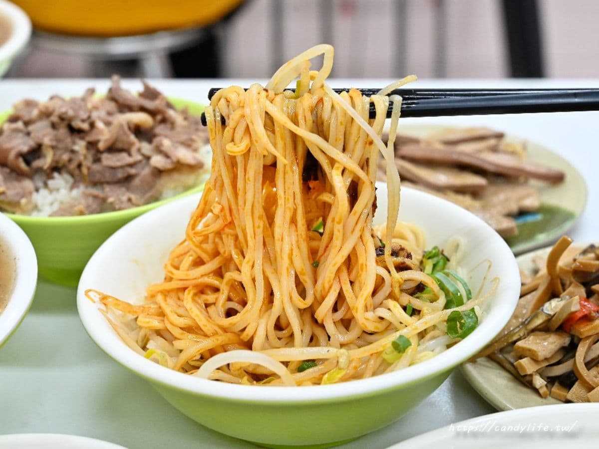 整碗滿滿都是料!飄香50年「爆炒羊肉羹」台中人激推,70元內吃飽CP值超高 整碗滿滿都是料!飄香50年「爆炒羊肉羹」台中人激推,70元內吃飽CP值超高