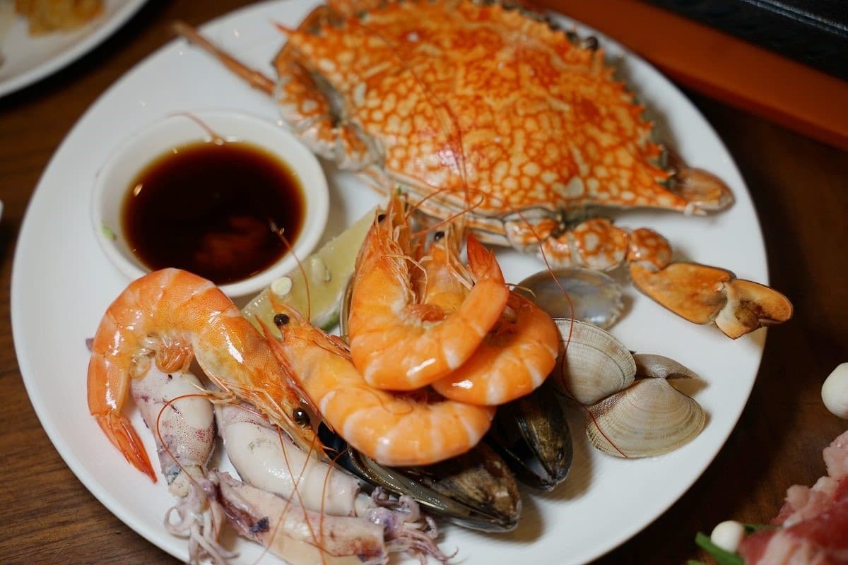 台北隱藏版「千元有找」飯店吃到飽!升級牛排、生蠔無限點,還有火鍋放題 台北隱藏版「千元有找」飯店吃到飽!升級牛排、生蠔無限點,還有火鍋放題