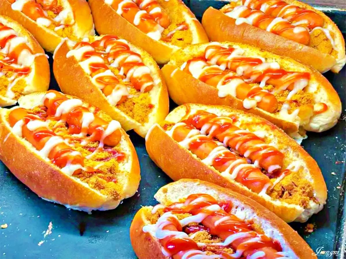 中壢「10元麵包店」地點曝!任選10個100元優惠只到「這時」,暴紅前快來買 中壢「10元麵包店」地點曝!任選10個100元優惠只到「這時」,暴紅前快來買