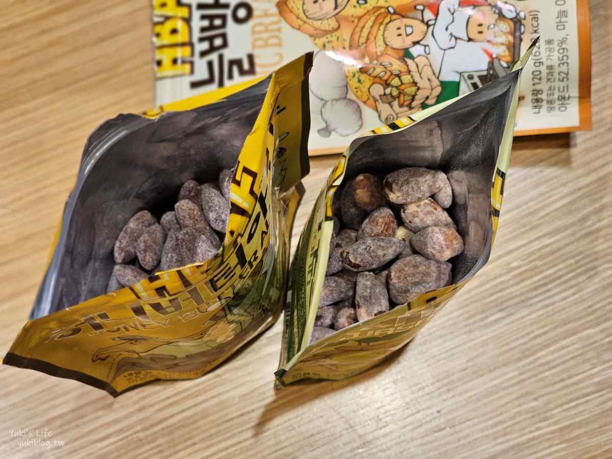韓國必買零食伴手禮!口味最齊「杏仁果旗艦店」,再打卡超萌公仔好買又好拍 韓國必買零食伴手禮!口味最齊「杏仁果旗艦店」,再打卡超萌公仔好買又好拍