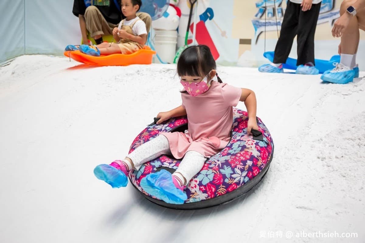 200元免設備玩滑雪!南部首座「隱藏版雪樂園」地點曝光,門票省錢撇步公開 200元免設備玩滑雪!南部首座「隱藏版雪樂園」地點曝光,門票省錢撇步公開