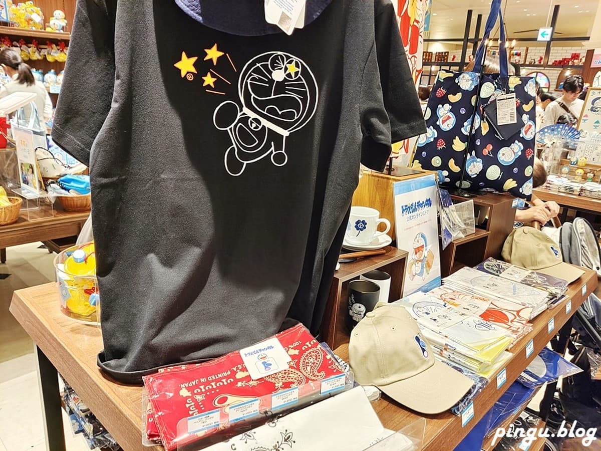 全球首家哆啦A夢專賣店!竹蜻蜓、任意門超好玩,還可客製商品帶回家 全球首家哆啦A夢專賣店!竹蜻蜓、任意門超好玩,還可客製商品帶回家