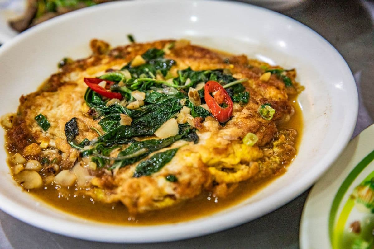 嘉義不只雞肉飯!在地人激推「40元鴨肉麵」銅板價超佛,醬炒鴨肉激推必點 嘉義不只雞肉飯!在地人激推「40元鴨肉麵」銅板價超佛,醬炒鴨肉激推必點
