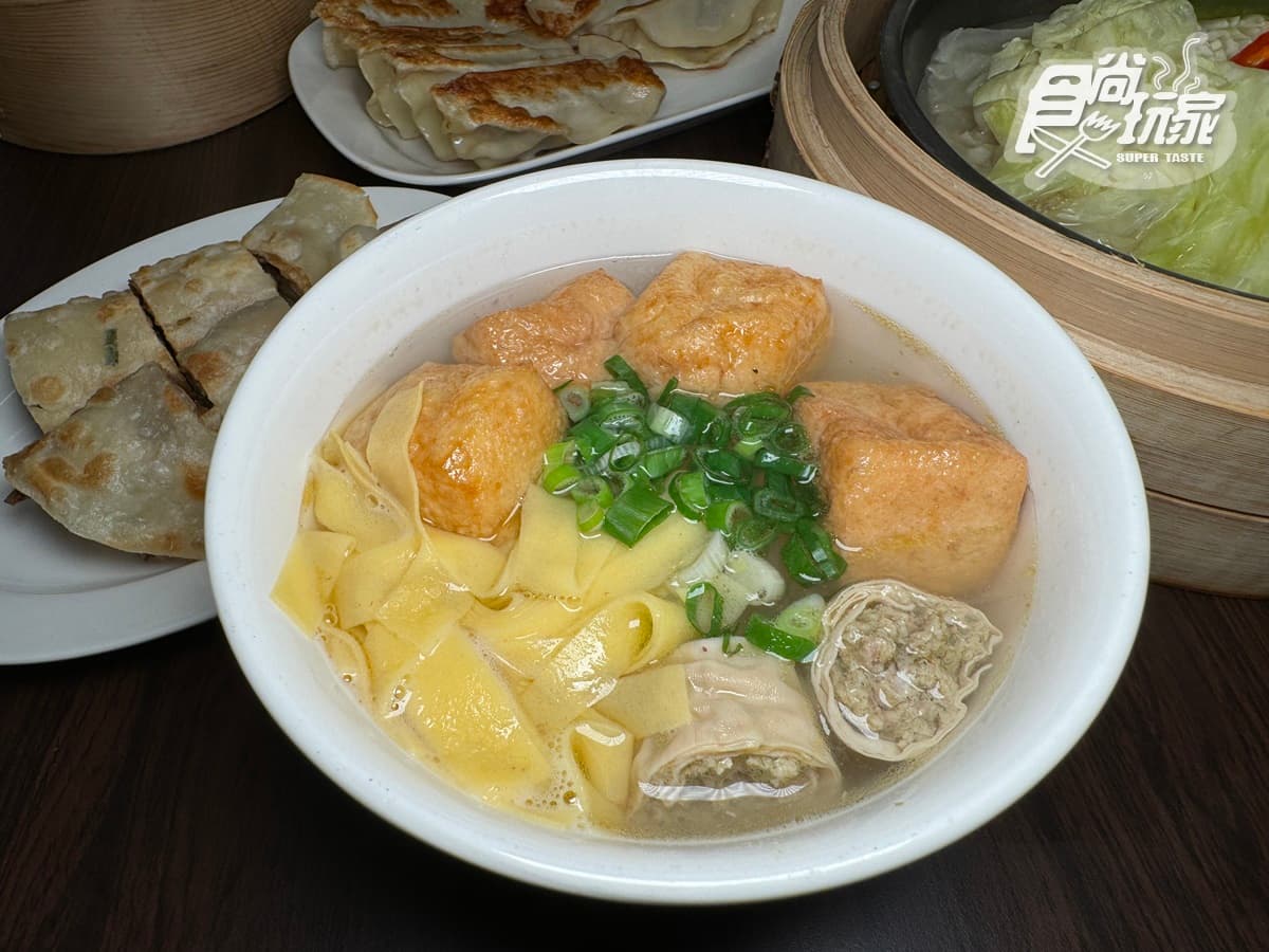平價版鼎泰豐!巨無霸「小籠湯包」皮薄秒爆汁,10大必點、隱藏吃法一次看 平價版鼎泰豐!巨無霸「小籠湯包」皮薄秒爆汁,10大必點、隱藏吃法一次看