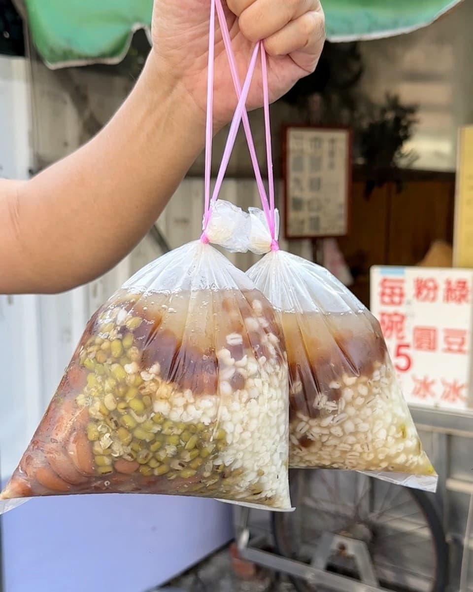 35元超大包!嘉義佛心「阿婆粉圓冰」藏在這,給料不手軟、在地人狂推 35元超大包!嘉義佛心「阿婆粉圓冰」藏在這,給料不手軟、在地人狂推