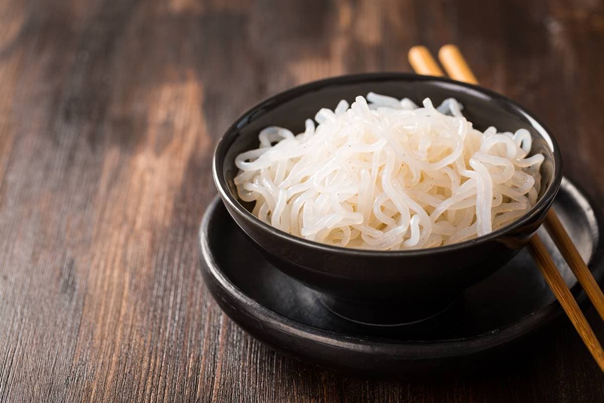 小心把漂白劑吃下肚!5種「白色食物」注意,金針菇下鍋前「這樣做」更安心 小心把漂白劑吃下肚!5種「白色食物」注意,金針菇下鍋前「這樣做」更安心