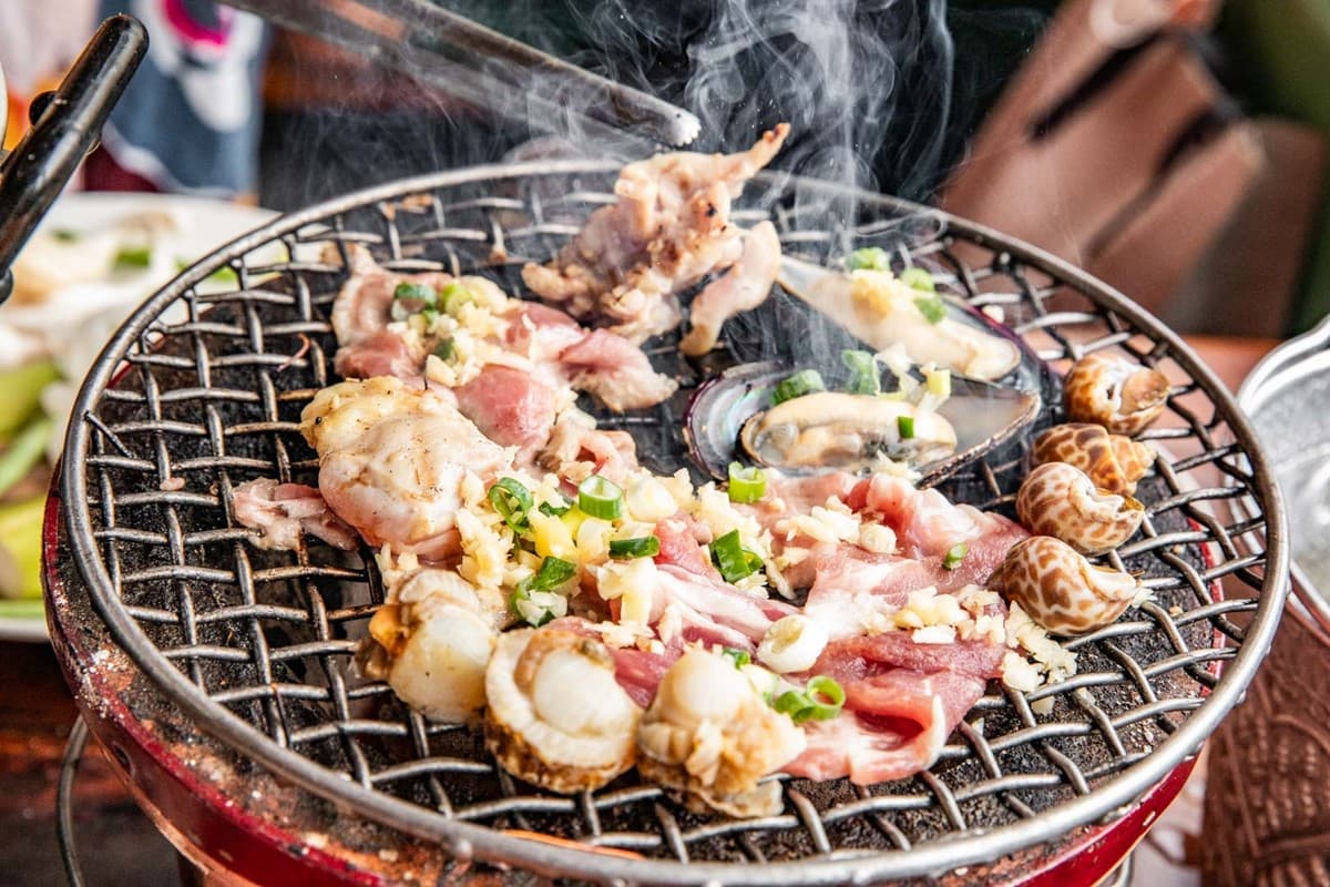 桃園最強「泰式燒烤吃到飽」!上百種食材無限拿,道地泰料泰國人都說好吃 桃園最強「泰式燒烤吃到飽」!上百種食材無限拿,道地泰料泰國人都說好吃