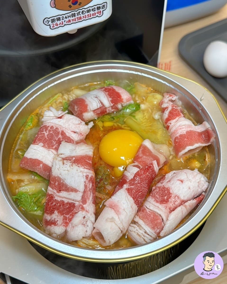 全台最大「24H自助拉麵店」在這!170種各國泡麵任選,免費加自助吧10種料 全台最大「24H自助拉麵店」在這!170種各國泡麵任選,免費加自助吧10種料