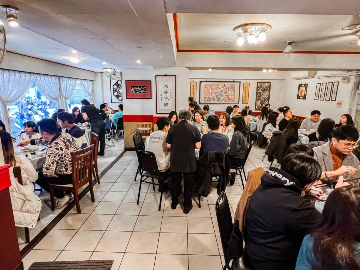 台北最難訂烤鴨餐廳!爽嗑正宗北京味一鴨二吃,蟬聯5年米其林必比登推薦 台北最難訂烤鴨餐廳!爽嗑正宗北京味一鴨二吃,蟬聯5年米其林必比登推薦