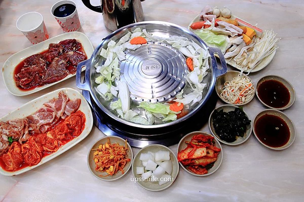 韓式烤肉490元吃到飽!小巨蛋高CP值火烤兩吃,肉品、韓式小菜、火鍋料任夾 韓式烤肉490元吃到飽!小巨蛋高CP值火烤兩吃,肉品、韓式小菜、火鍋料任夾