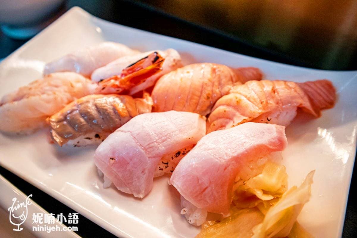 免費「滿料味噌湯」喝到飽!台北人瘋排隊「厚切生魚片」,擠爆市場平價日料 免費「滿料味噌湯」喝到飽!台北人瘋排隊「厚切生魚片」,擠爆市場平價日料