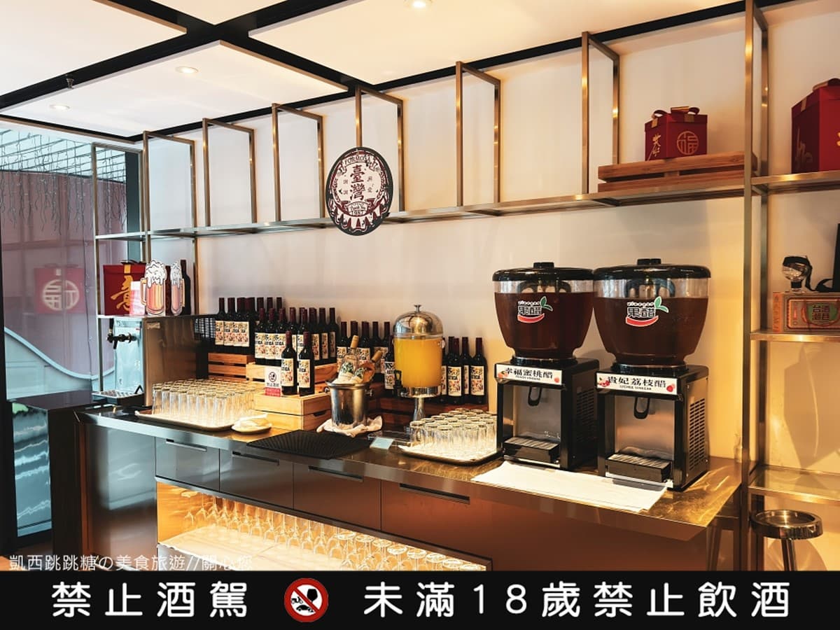 台中車站最狂吃到飽!3.5小時嗑牛排、超厚生魚片,哈根達斯、紅白酒無限供應 台中車站最狂吃到飽!3.5小時嗑牛排、超厚生魚片,哈根達斯、紅白酒無限供應