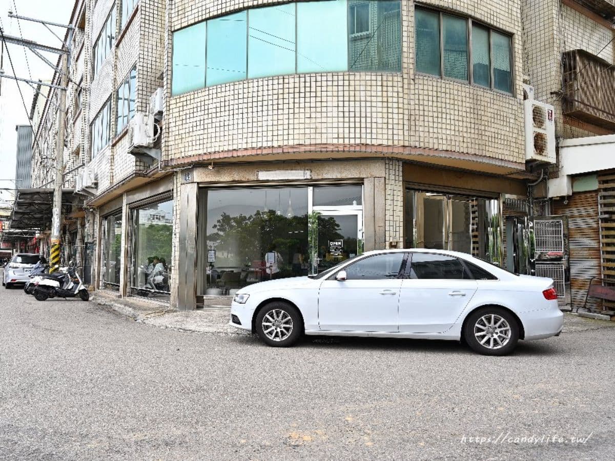 IG超夯「可頌霜淇淋」藏在這!台中隱藏版民宅甜點麵包店,暴紅千層蛋塔也有 IG超夯「可頌霜淇淋」藏在這!台中隱藏版民宅甜點麵包店,暴紅千層蛋塔也有