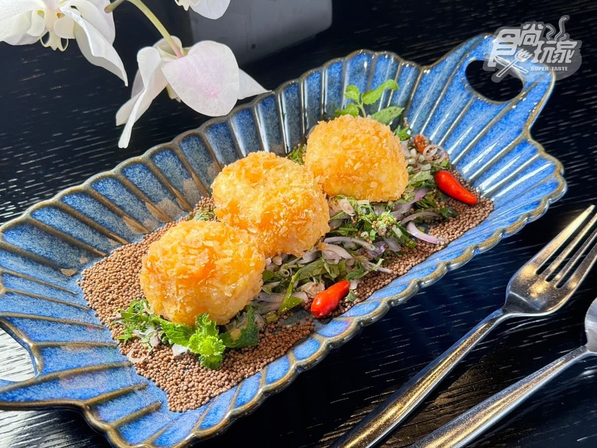 泰國米其林一星「Khao」快閃!喜來登端11道星級泰味,皇家蟹膏塔超唰嘴 泰國米其林一星「Khao」快閃!喜來登端11道星級泰味,皇家蟹膏塔超唰嘴
