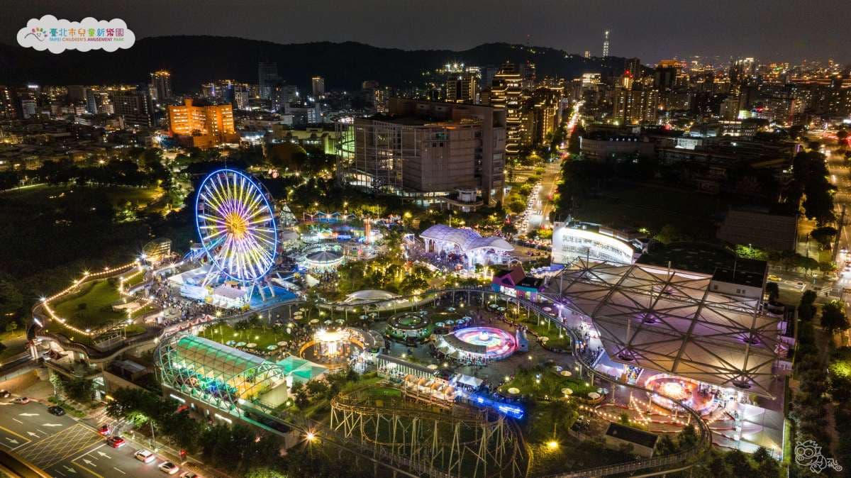 50元爽玩水樂園!「兒童新樂園」下午入場只要140元,暑假營業延至晚上快衝 50元爽玩水樂園!「兒童新樂園」下午入場只要140元,暑假營業延至晚上快衝