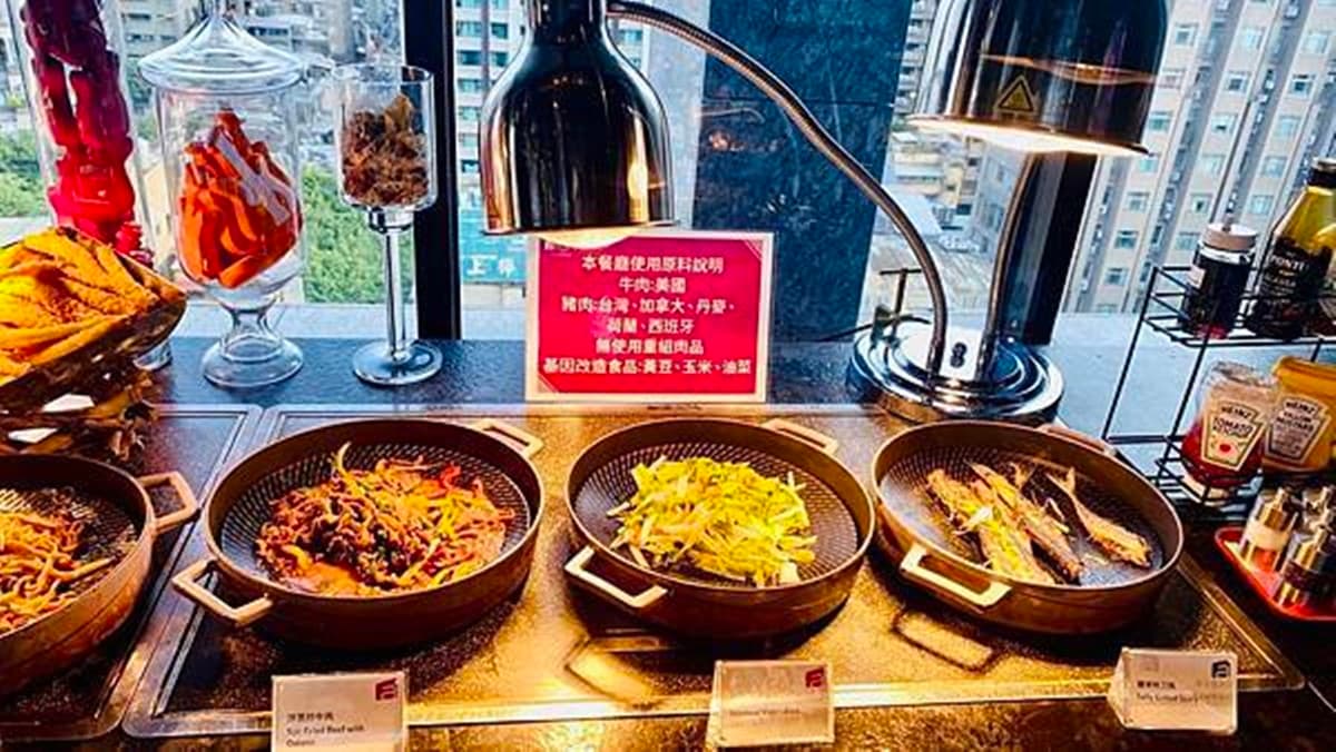 用祕技每人330元!飯店早午餐任吃5小時,還有柏克金、紅白酒暢飲 用祕技每人330元!飯店早午餐任吃5小時,還有柏克金、紅白酒暢飲