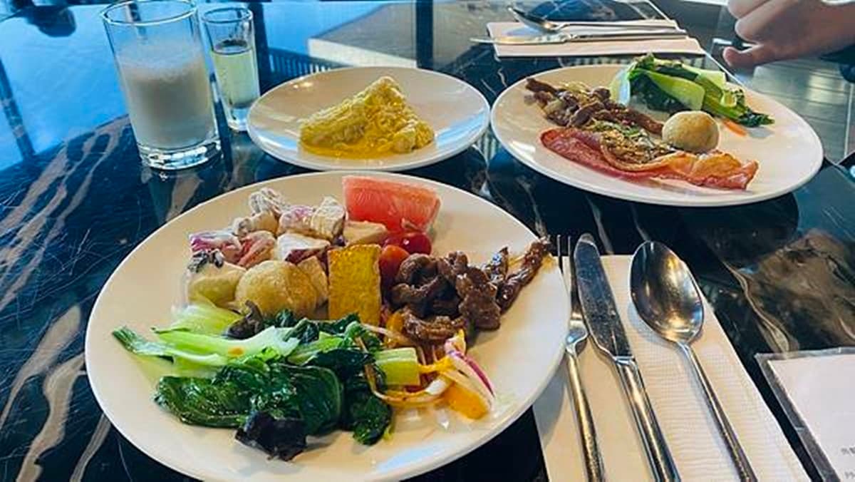 用祕技每人330元!飯店早午餐任吃5小時,還有柏克金、紅白酒暢飲 用祕技每人330元!飯店早午餐任吃5小時,還有柏克金、紅白酒暢飲