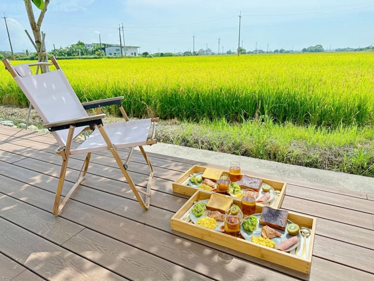 宜蘭隱藏版4.8星民宿!「純白小木屋」坐落田園中央,吃早餐飽覽稻浪第一排 宜蘭隱藏版4.8星民宿!「純白小木屋」坐落田園中央,吃早餐飽覽稻浪第一排