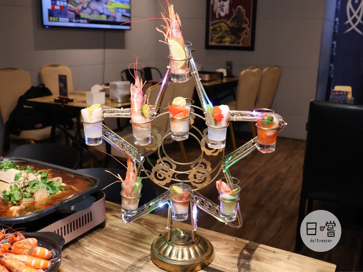 壽星免費送「海鮮摩天輪」!爽嗑巨無霸生蠔、天使紅蝦,內用霜淇淋、白飯吃到飽 壽星免費送「海鮮摩天輪」!爽嗑巨無霸生蠔、天使紅蝦,內用霜淇淋、白飯吃到飽