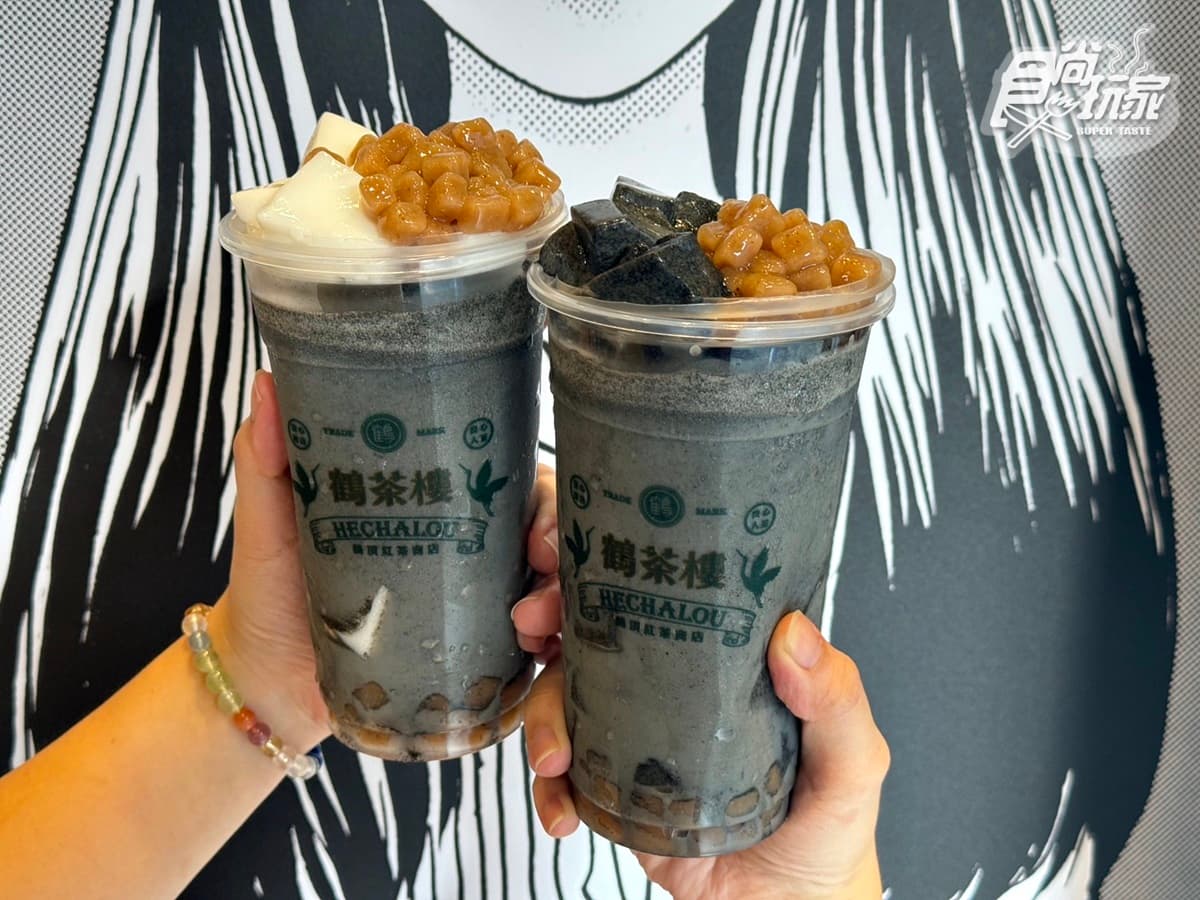 「富江手搖飲」鬼門開喝!鶴茶樓x伊藤潤二驚選集:富江、雙一杯套10周邊 「富江手搖飲」鬼門開喝!鶴茶樓x伊藤潤二驚選集:富江、雙一杯套10周邊