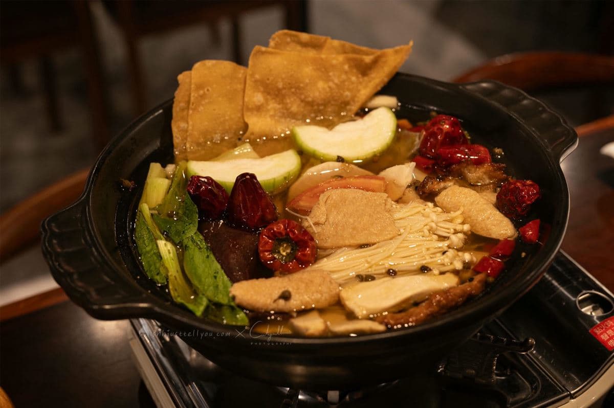 蔬食界「芋泥香酥鴨」在台中!百元起開吃CP值超高,Q軟夠味肉肉控也大讚 蔬食界「芋泥香酥鴨」在台中!百元起開吃CP值超高,Q軟夠味肉肉控也大讚