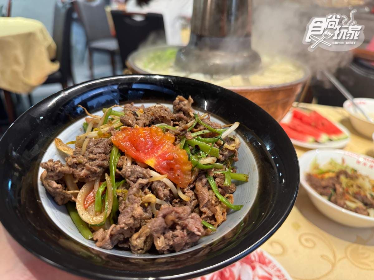 台北人哭了!48年老字號「唐宮蒙古烤肉」重新開幕,660元吃到飽搶先直擊 台北人哭了!48年老字號「唐宮蒙古烤肉」重新開幕,660元吃到飽搶先直擊