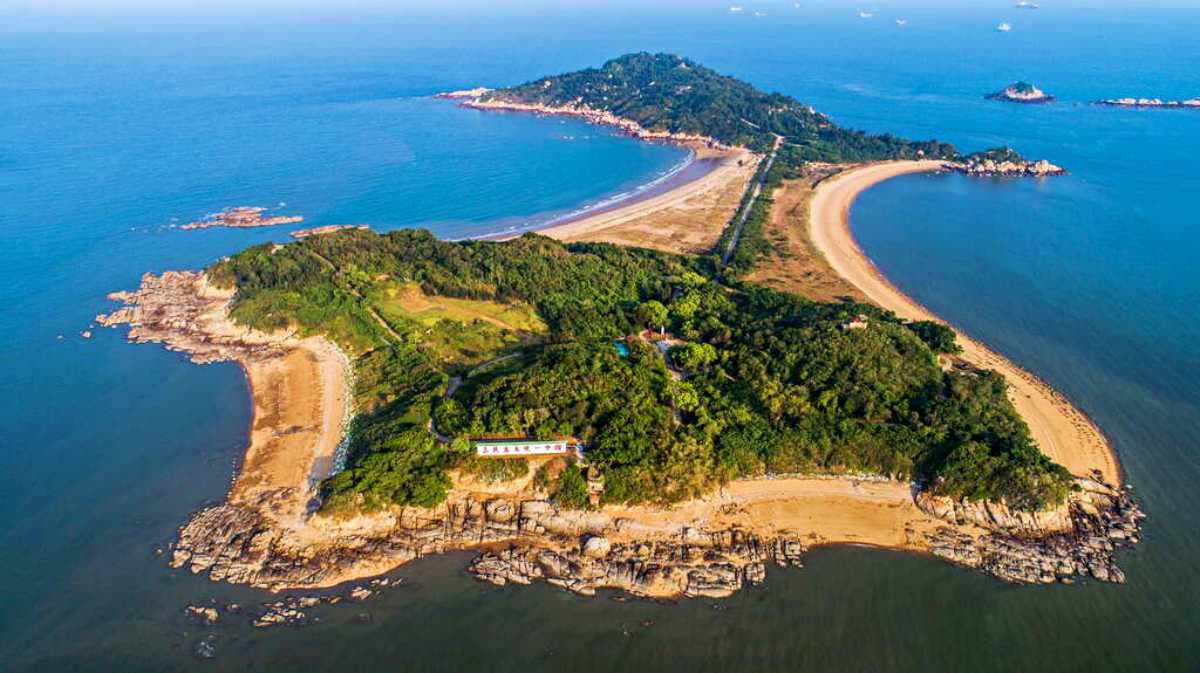「台灣最神祕離島」開放登島!試營運、申請流程1篇全看懂,再訪必遊8景點 「台灣最神祕離島」開放登島!試營運、申請流程1篇全看懂,再訪必遊8景點