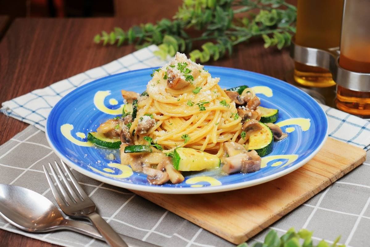 三商巧福送「牛肉炸醬麵」!7大品牌買一送一開搶,還有拿坡里披薩買大送大 三商巧福送「牛肉炸醬麵」!7大品牌買一送一開搶,還有拿坡里披薩買大送大