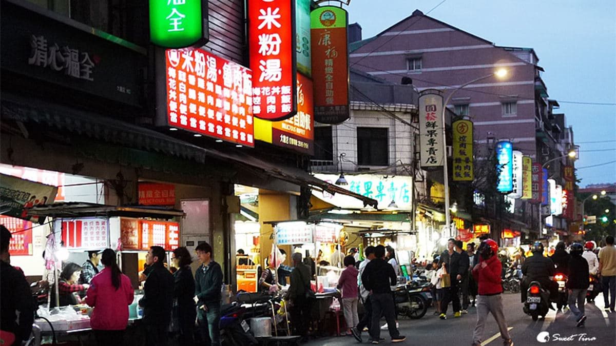大龍街夜市 img
